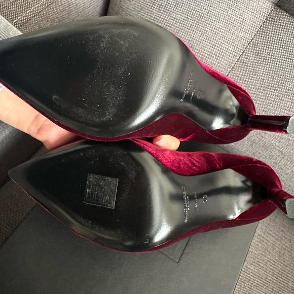 Saint Laurent BRAND NEW heels - Picture 4 of 8